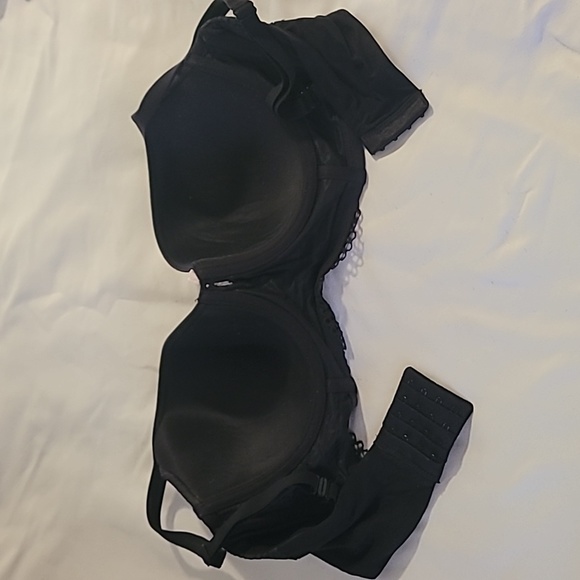Victorias secret bra 36DD - Picture 2 of 3
